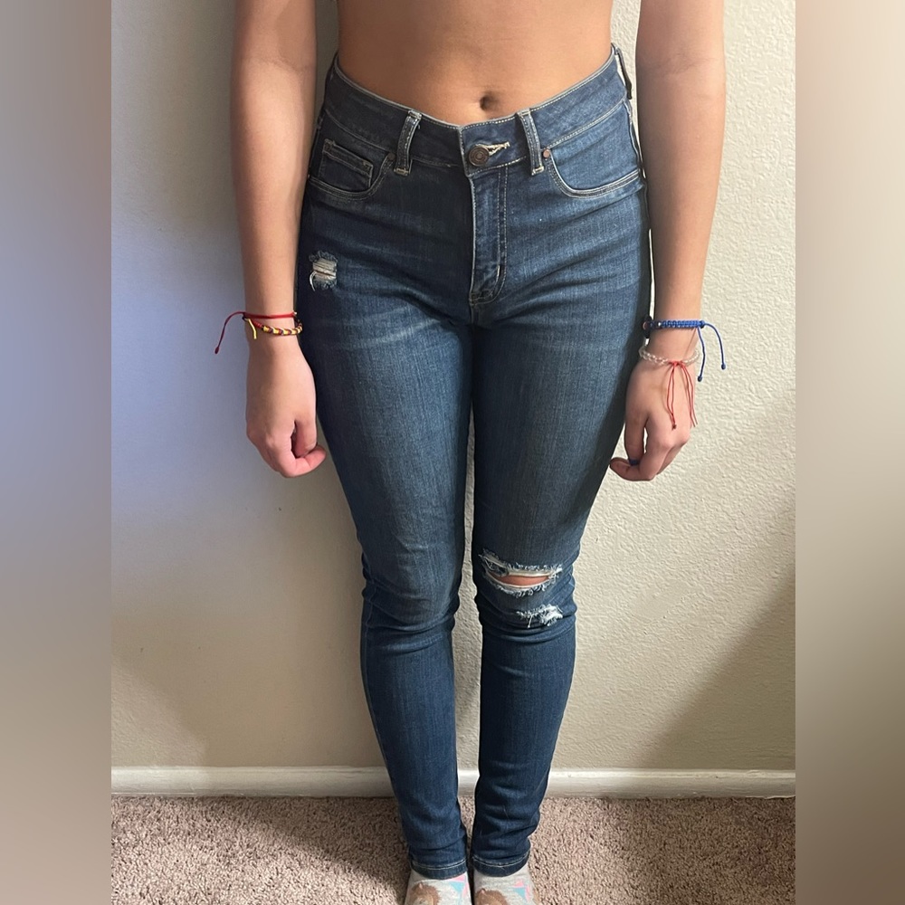 Rewash skinny jeans size 3 juniors.